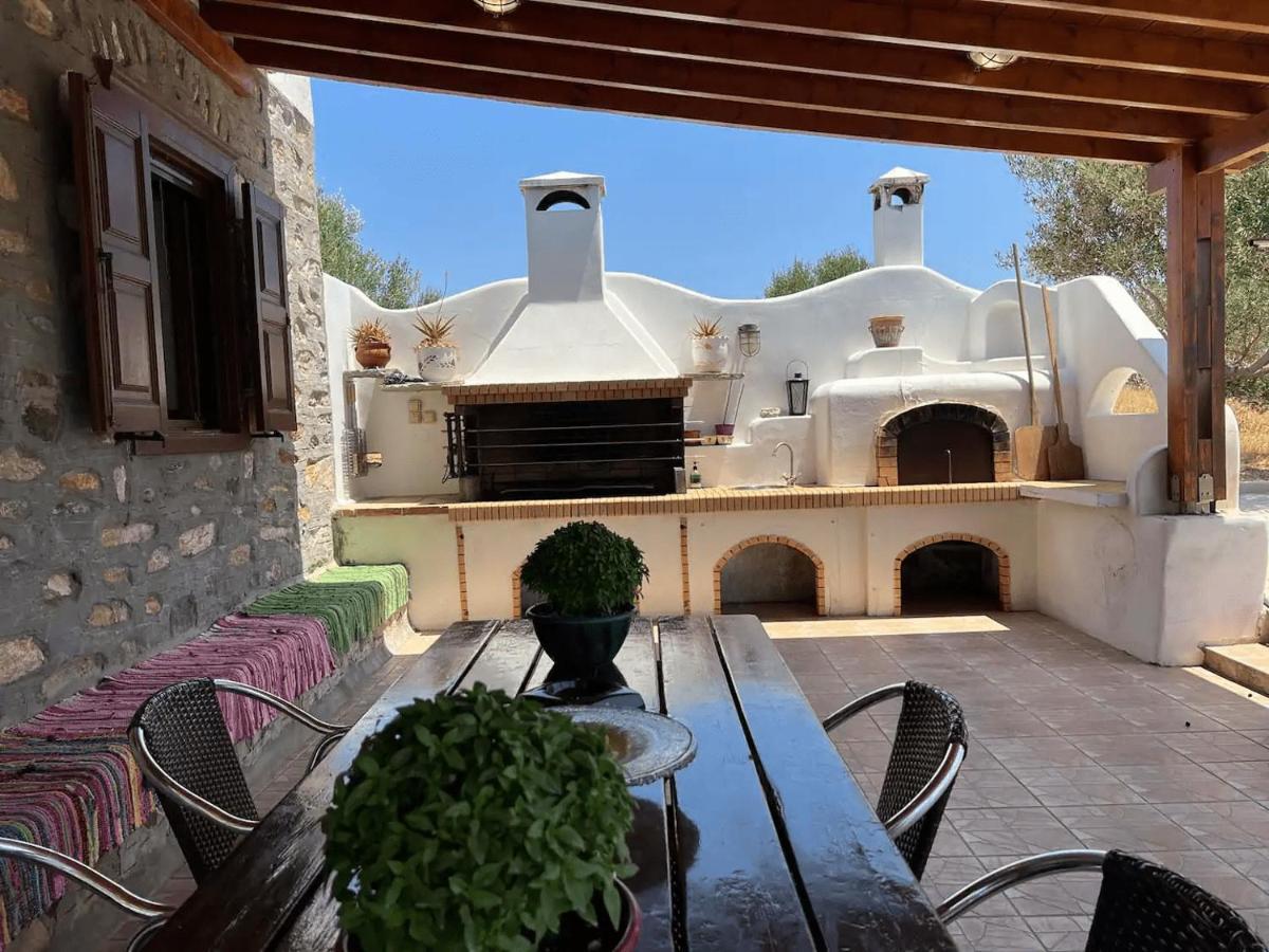 Πέτρινο Εξοχικό Σπίτι Στη Σύρο Agros  Zewnętrze zdjęcie